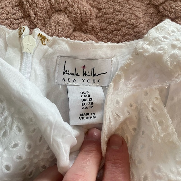 Nicole Miller White Floral Eyelet A-line Dress SZ 8 - Picture 3 of 6
